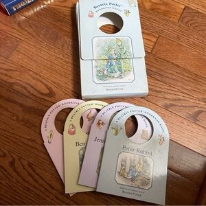 1999 Beatrix Potter Doorknob Books Boxed Set Includes 4 Books